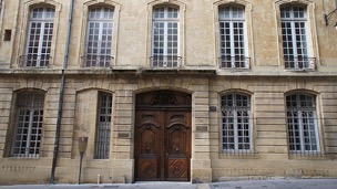 800px-Hôtel_Boyer_de_Fonscolombe